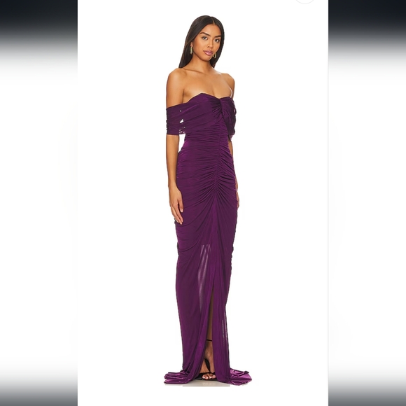 Tiara gown from Revolve *sold out* - Picture 2 of 3